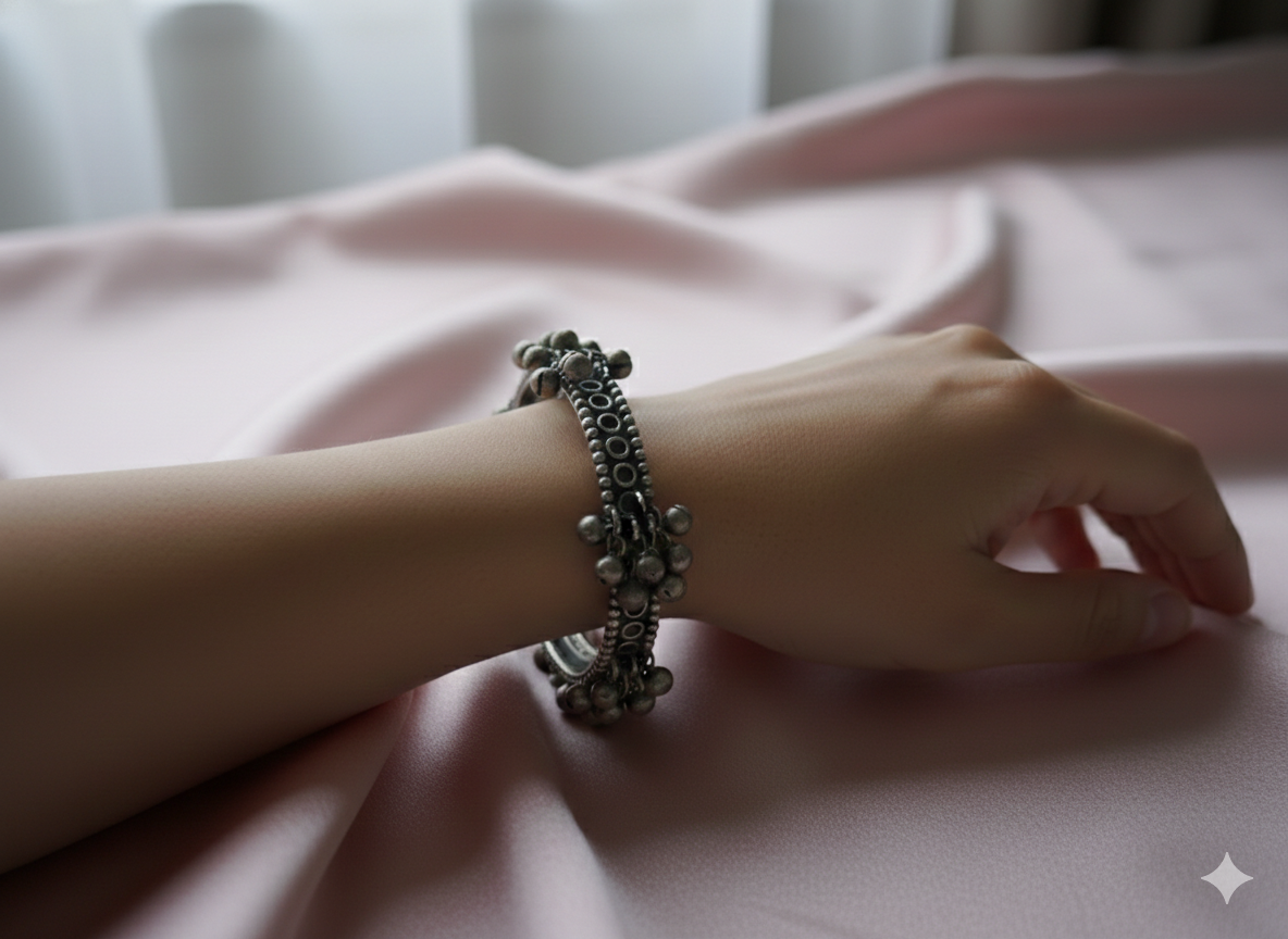 Aure Brass Ghungroo Openable Kada