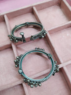 2 pcs